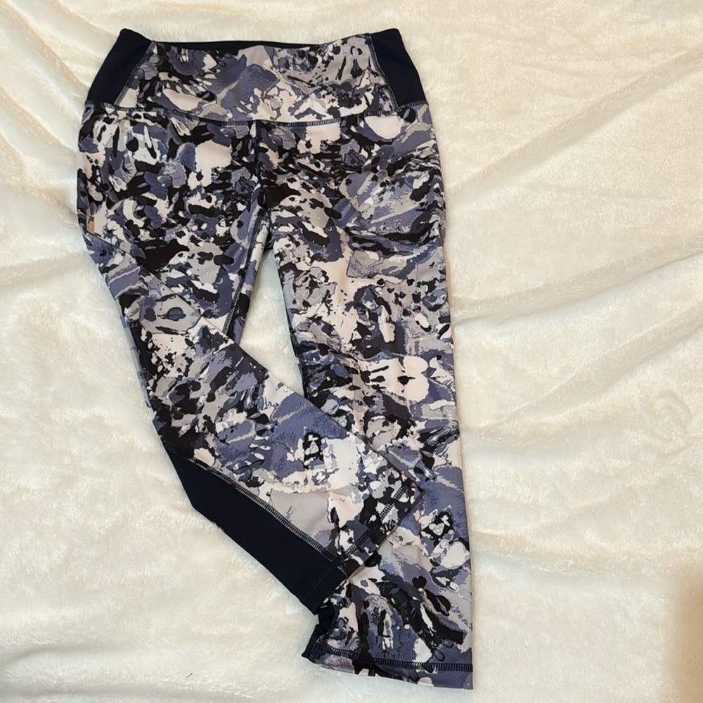 Lucy crop leggings